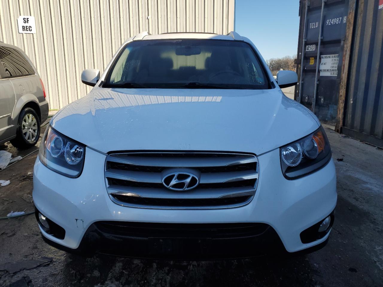 2012 Hyundai Santa Fe - Image 5