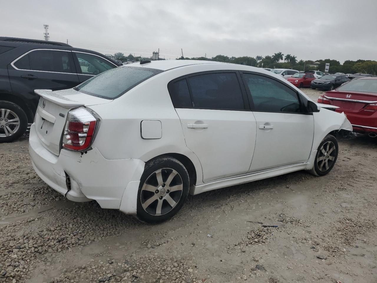 2012 Nissan Sentra - Image 3