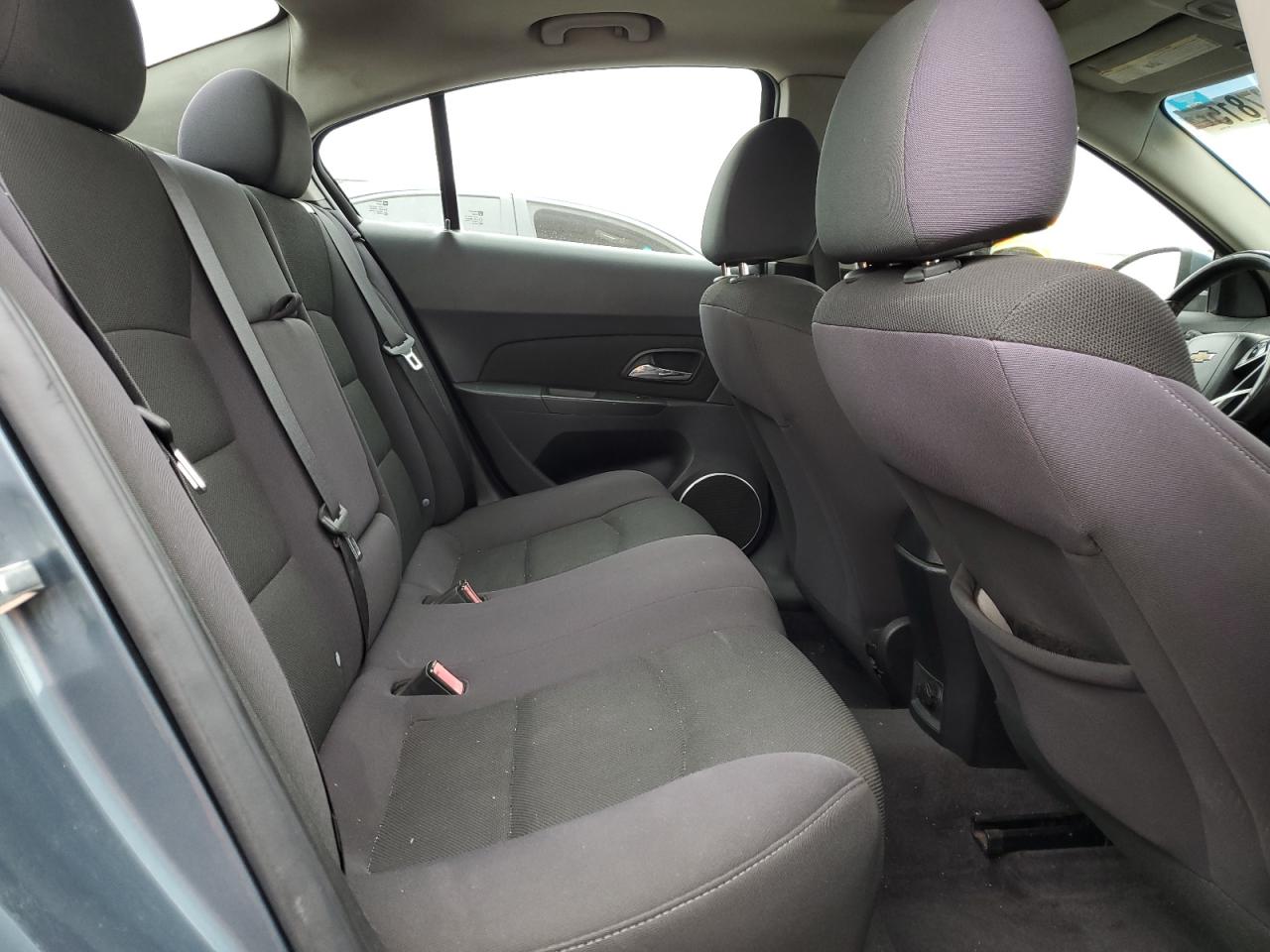 2012 Chevrolet Cruze - Image 10