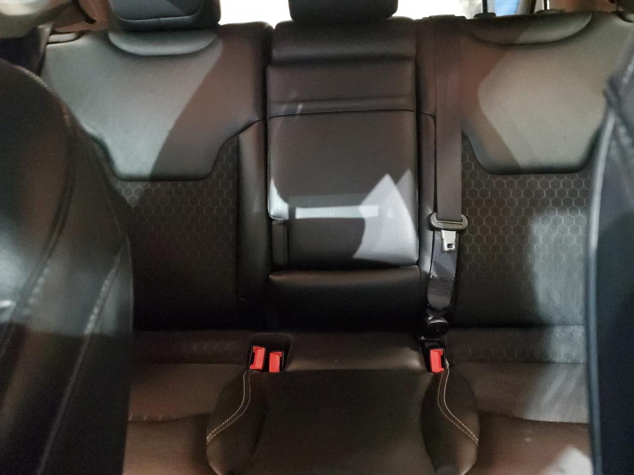 2018 Jeep Compass - Image 10