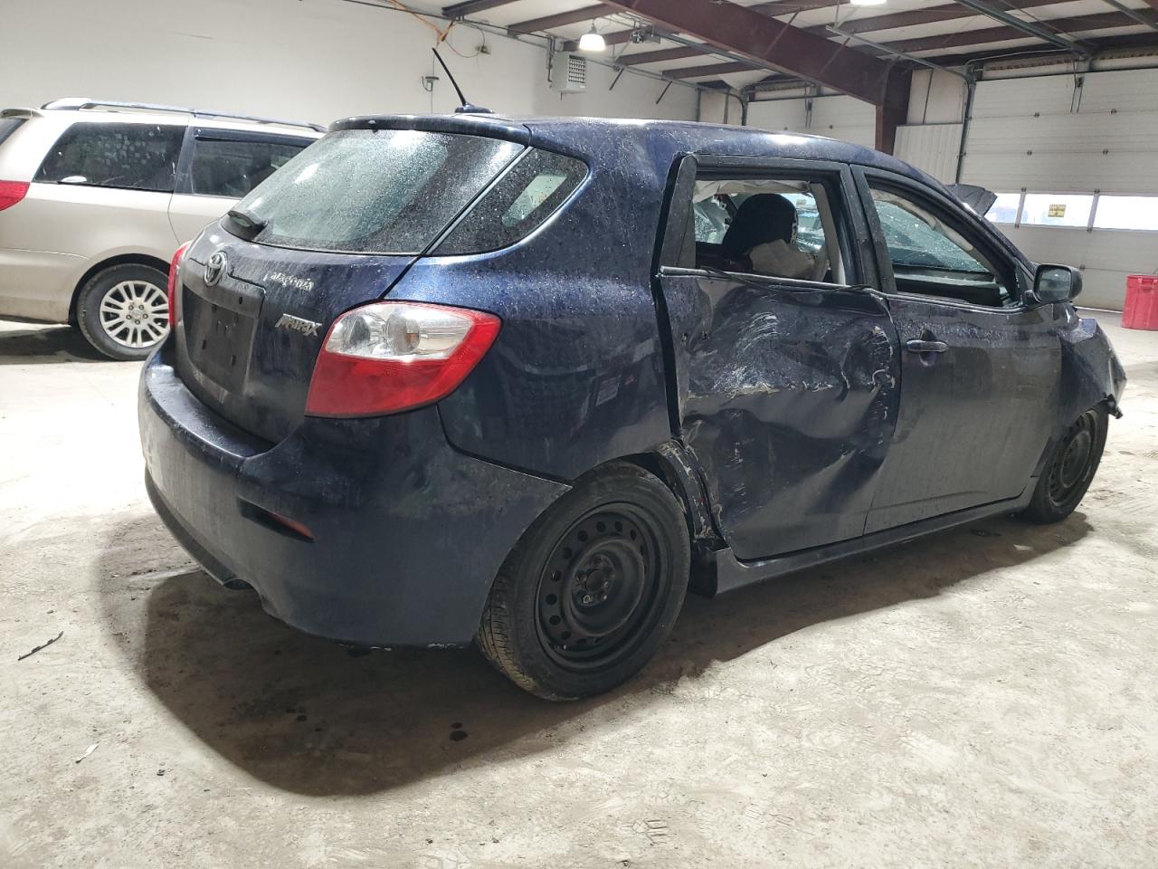 2009 Toyota Matrix - Image 3