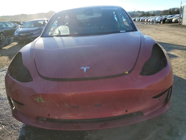  TESLA MODEL 3 2020 Червоний