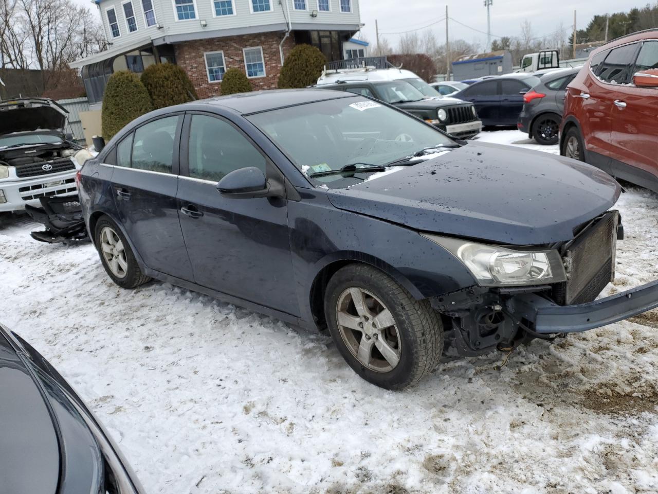 VIN 1G1PC5SB0E7152238 2014 CHEVROLET CRUZE no.4