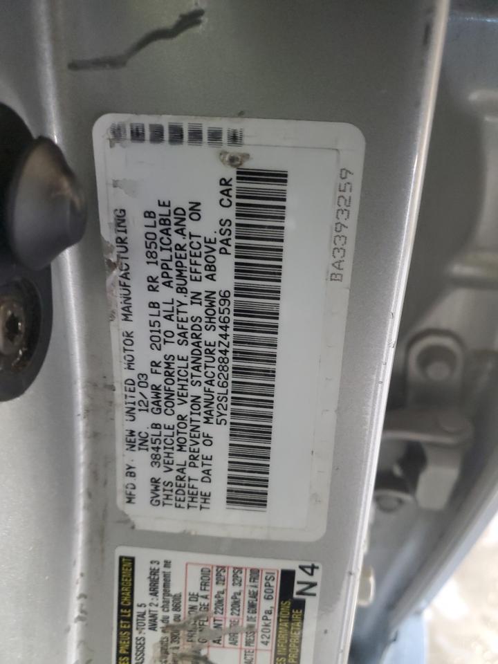 2004 Pontiac Vibe - Image 12