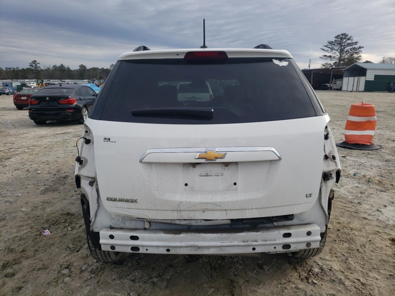 2017 Chevrolet Equinox - Image 6