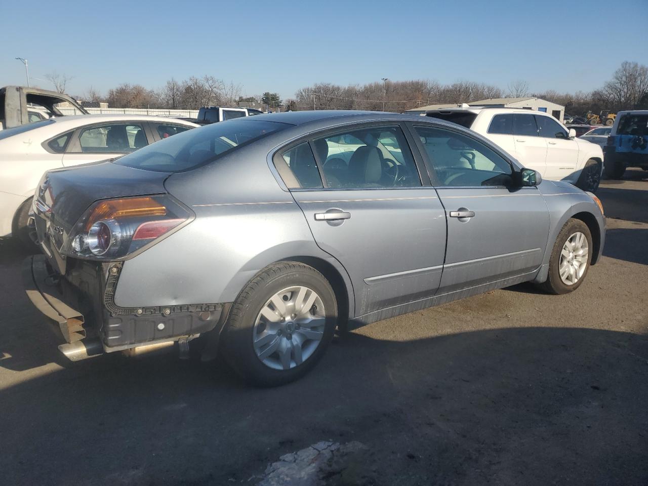 2010 Nissan Altima - Image 3