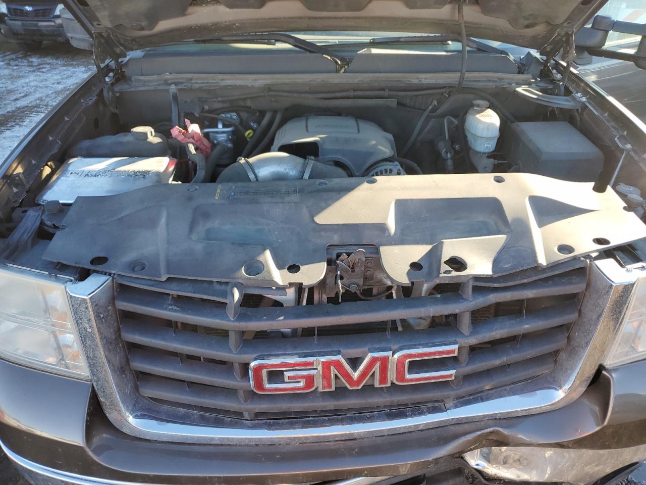 2008 GMC Sierra - Image 12