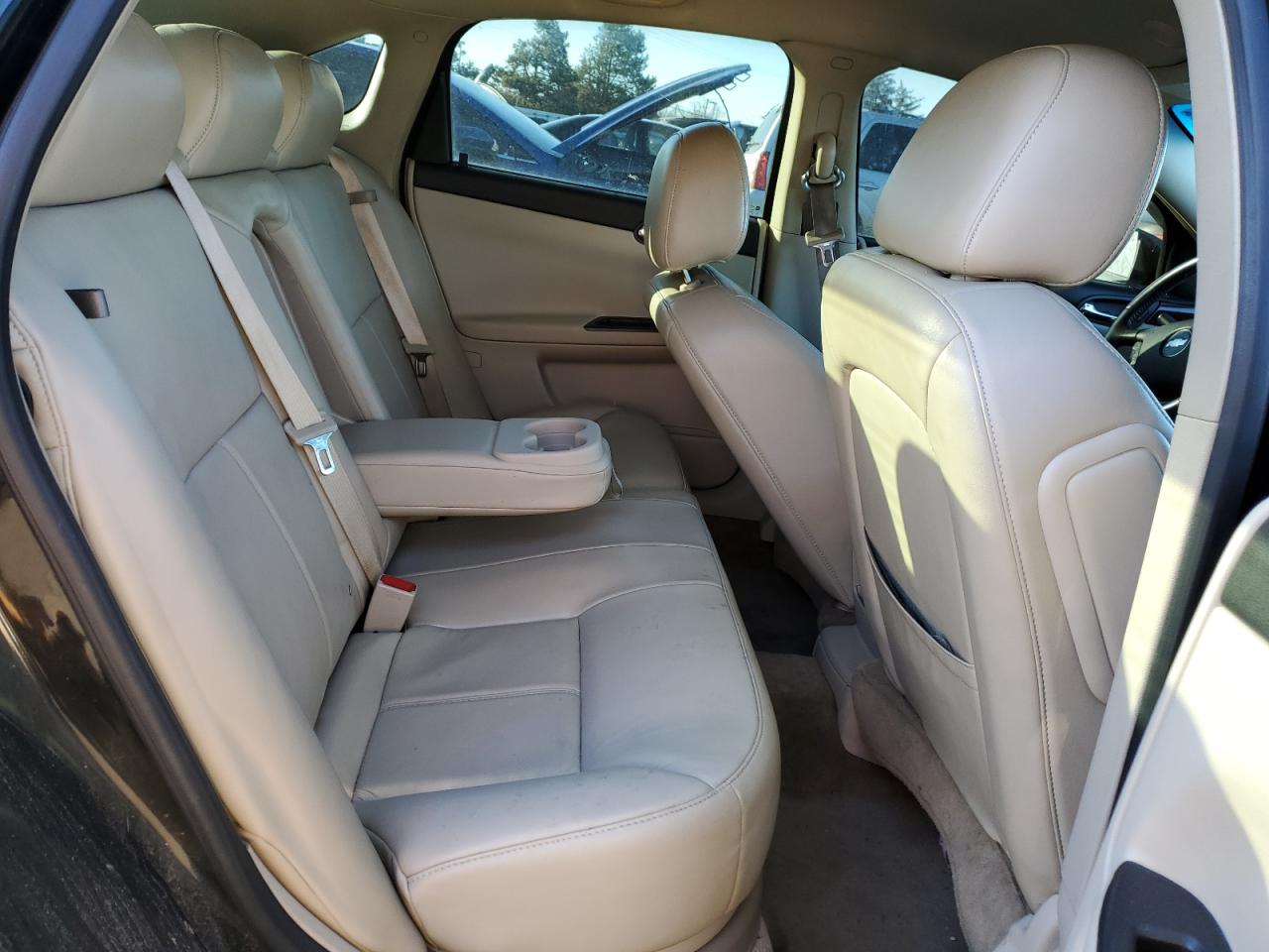 2009 Chevrolet Impala - Image 11
