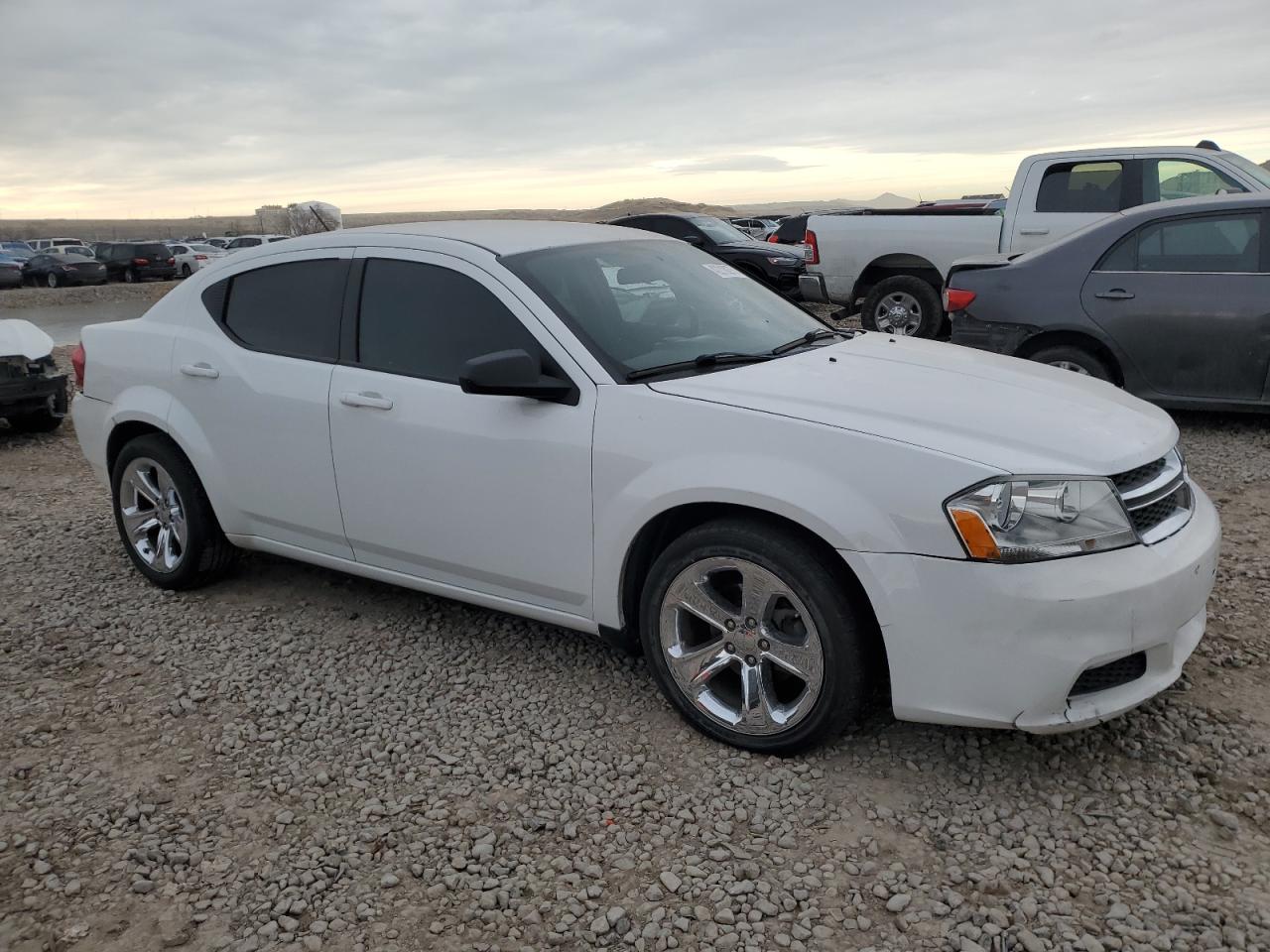 2013 Dodge Avenger - Image 4
