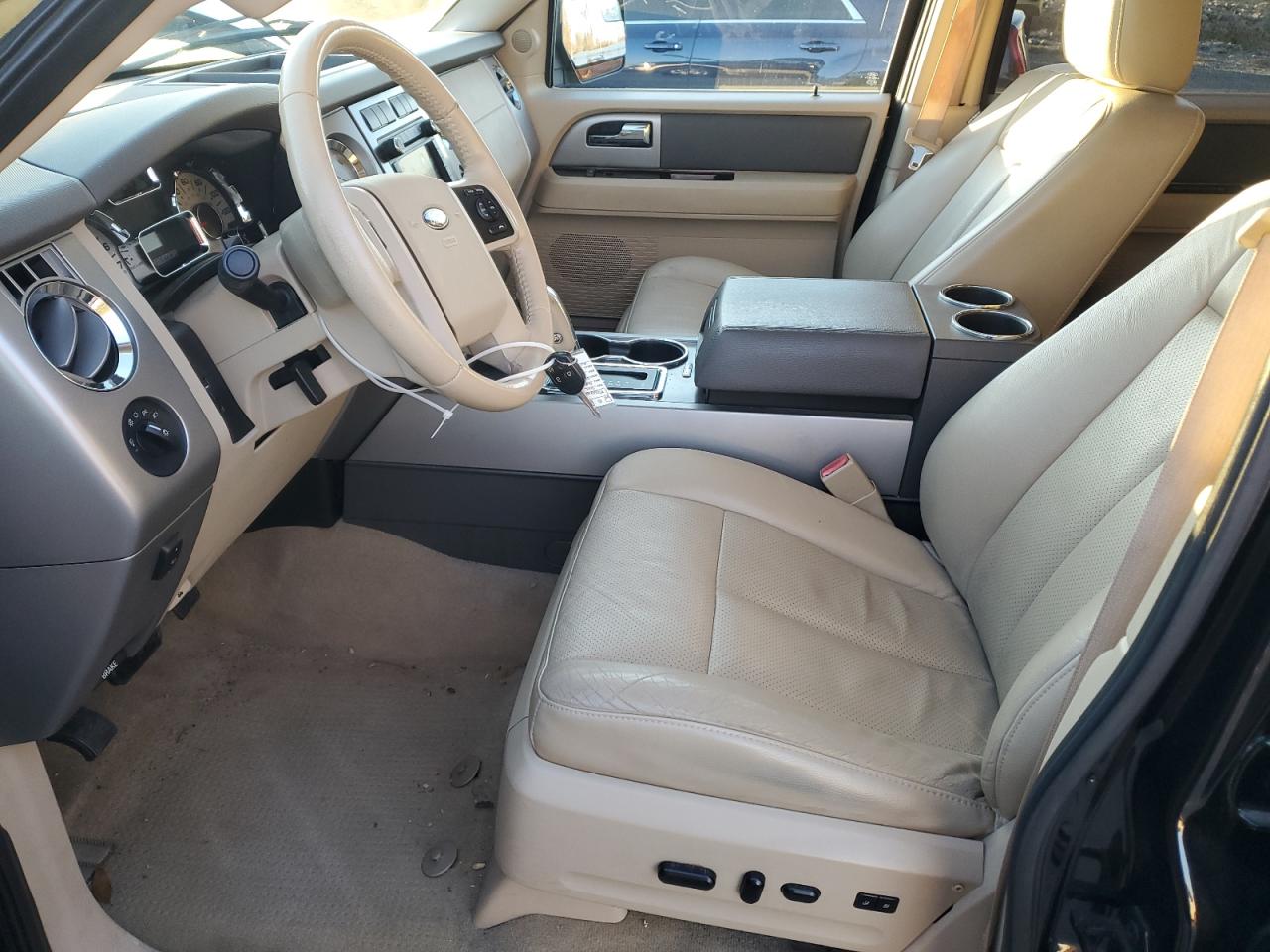 2014 Ford Expedition - Image 7