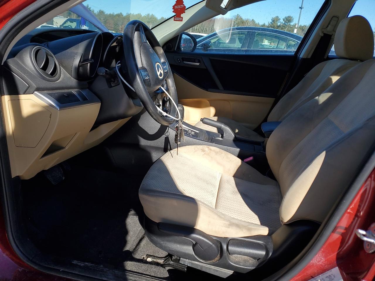 2011 Mazda 3 - Image 7