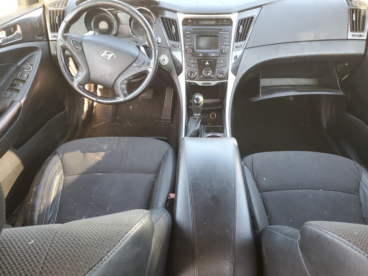 2014 Hyundai Sonata - Image 8