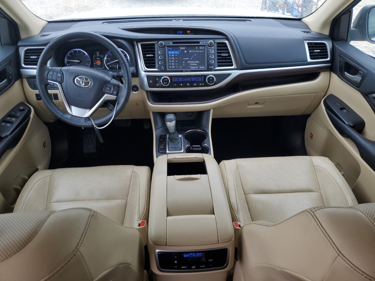 2015 Toyota Highlander - Image 8