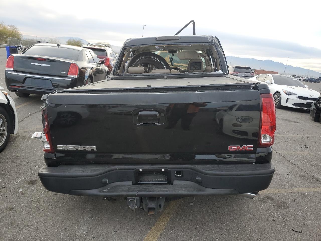 2006 GMC Sierra - Image 6