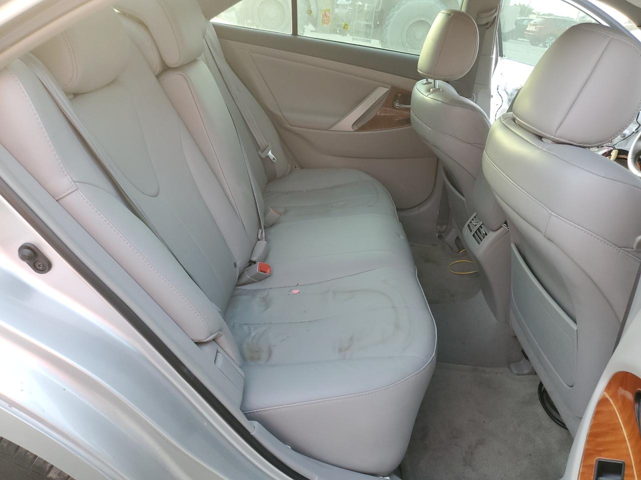 2008 Toyota Camry - Image 10