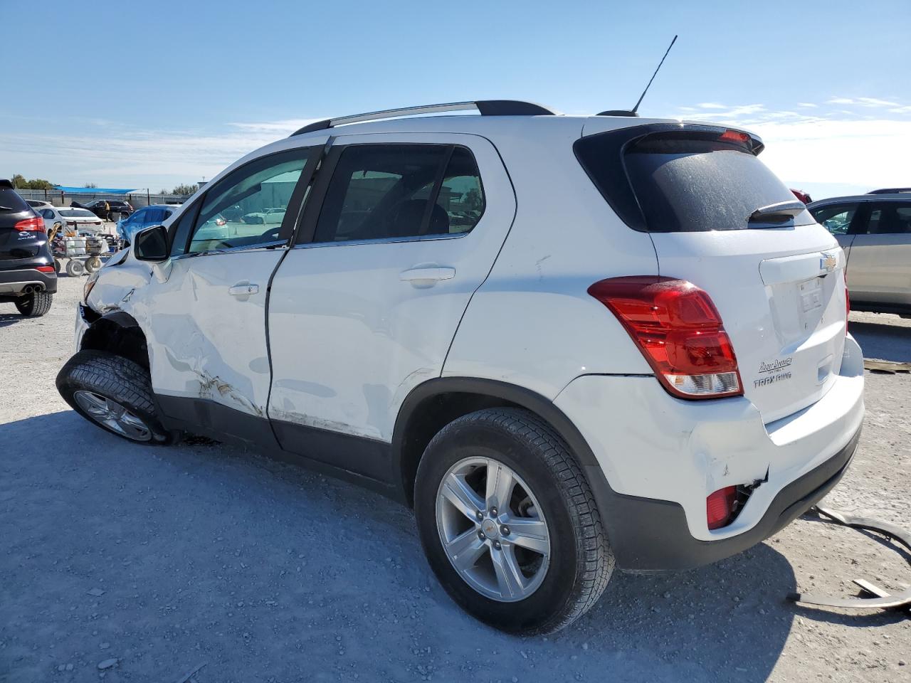 2018 Chevrolet Trax - Image 2