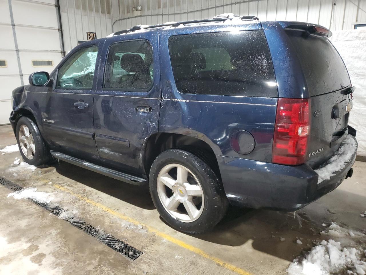 2007 Chevrolet Tahoe - Image 2