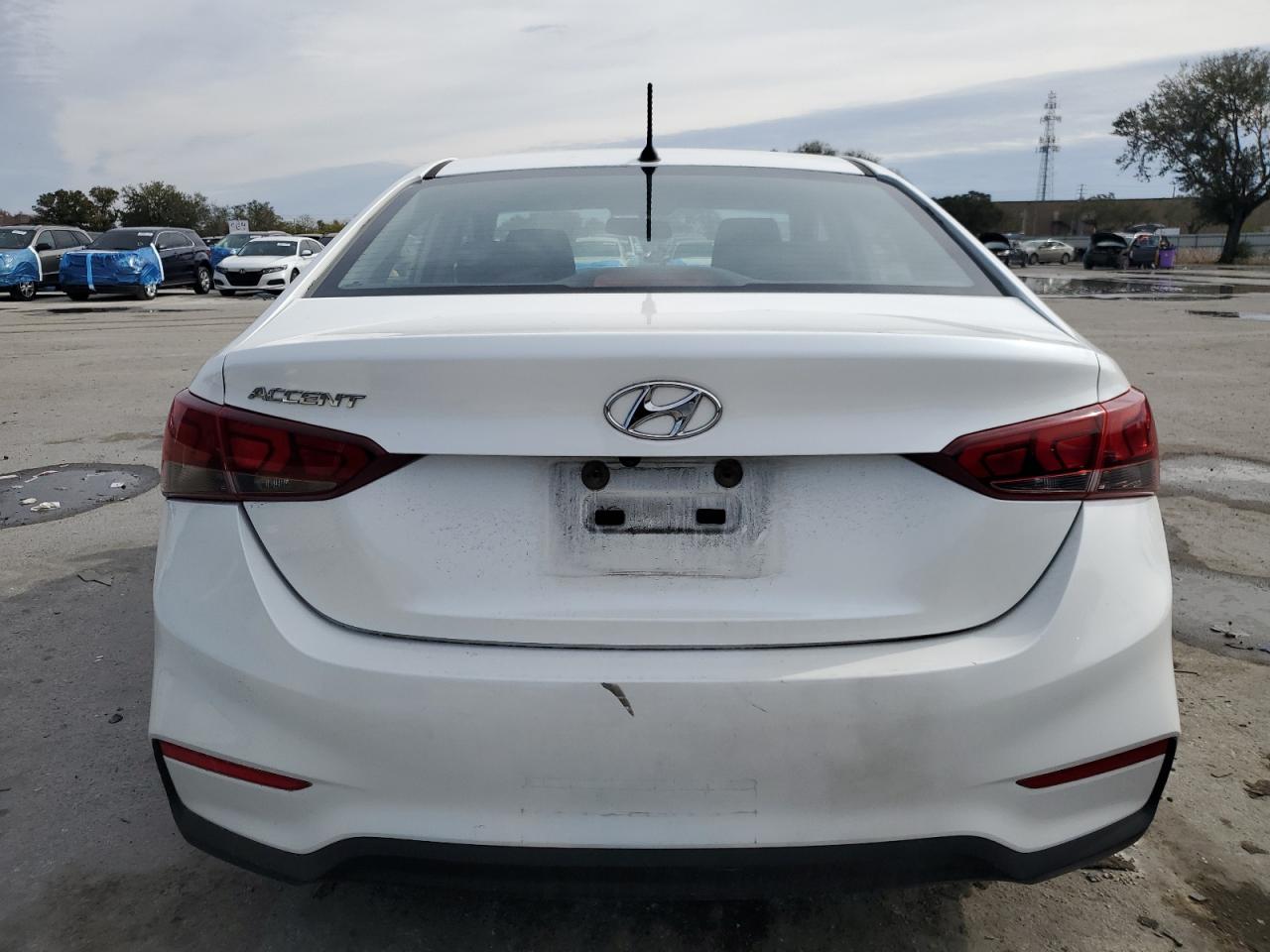 2018 Hyundai Accent - Image 6