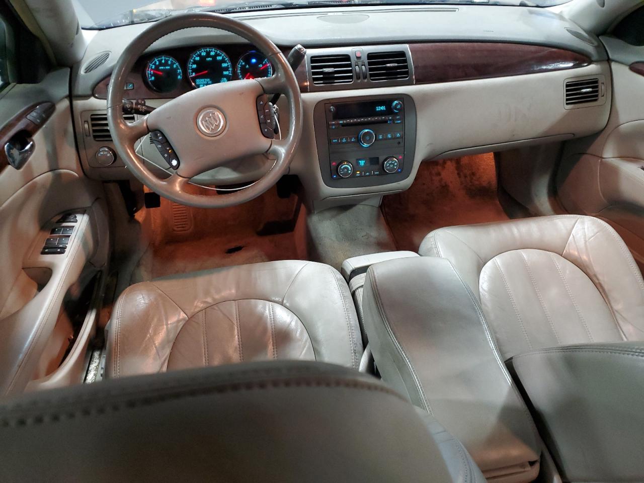 2007 Buick Lucerne - Image 8
