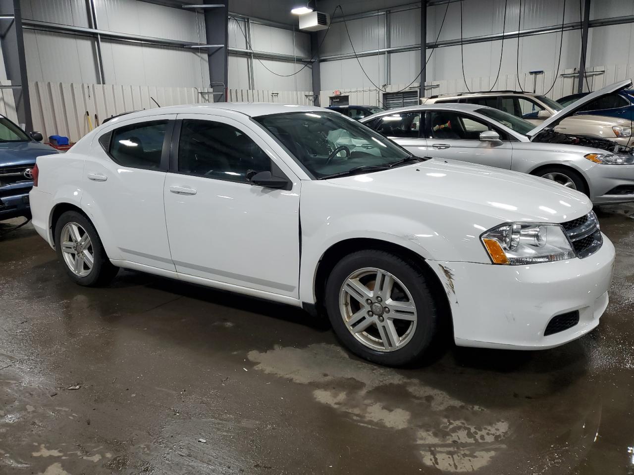 2011 Dodge Avenger - Image 4