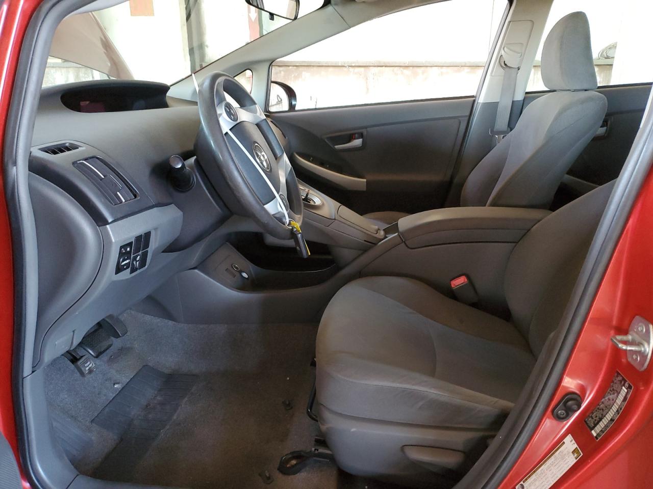2010 Toyota Prius - Image 7