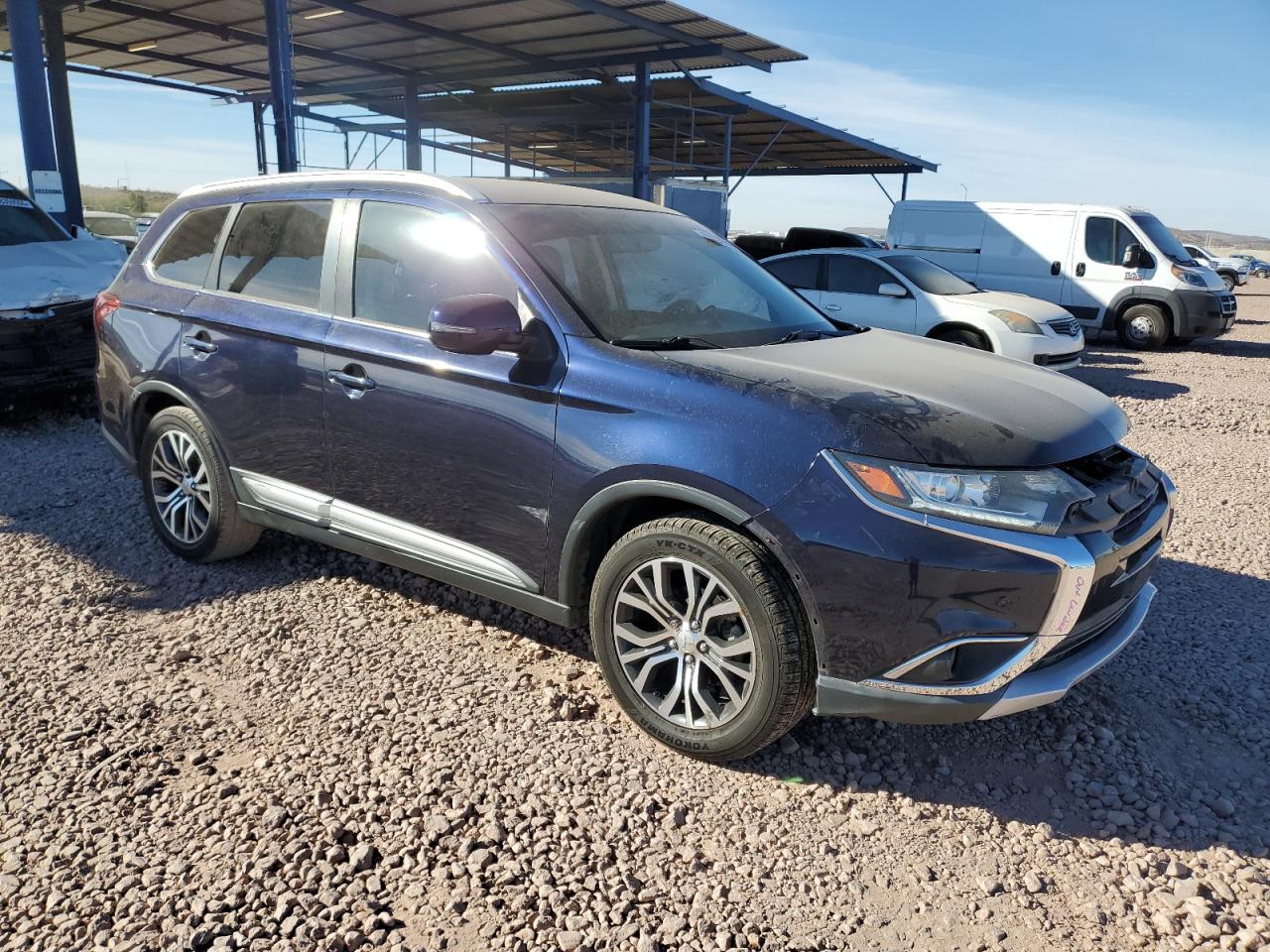 2017 Mitsubishi Outlander - Image 4