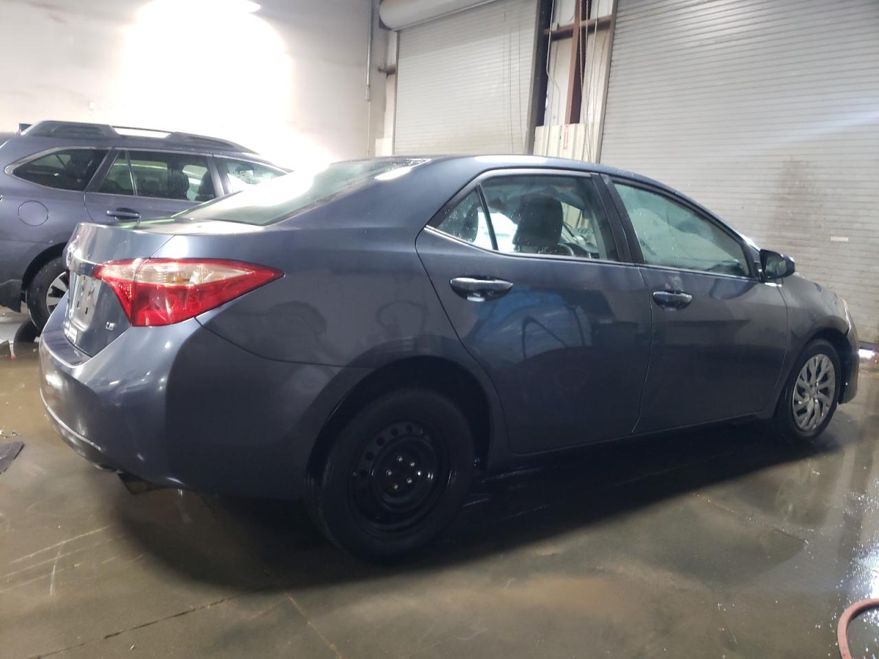 2017 Toyota Corolla - Image 3