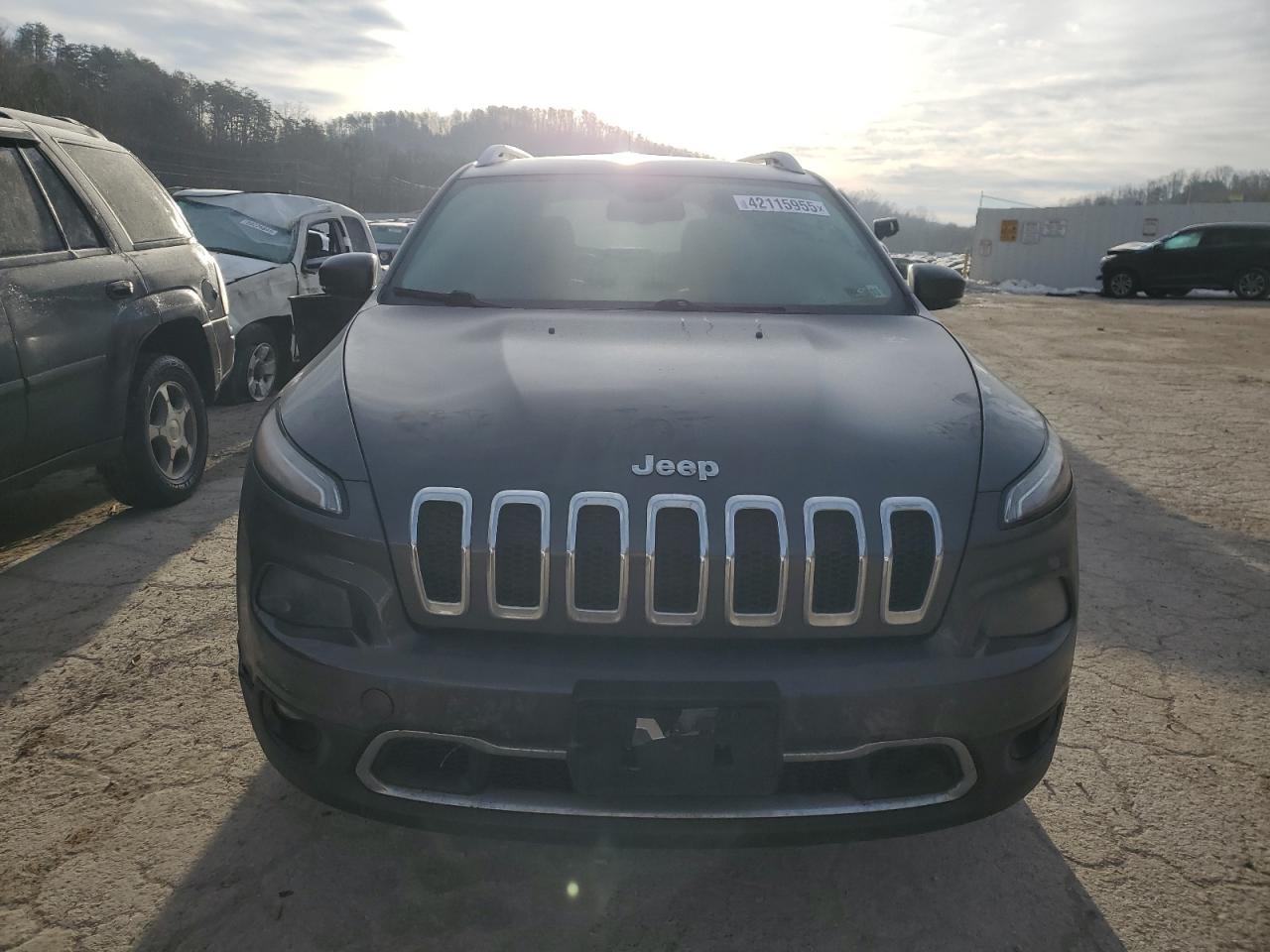 2014 Jeep Grand Cherokee - Image 5
