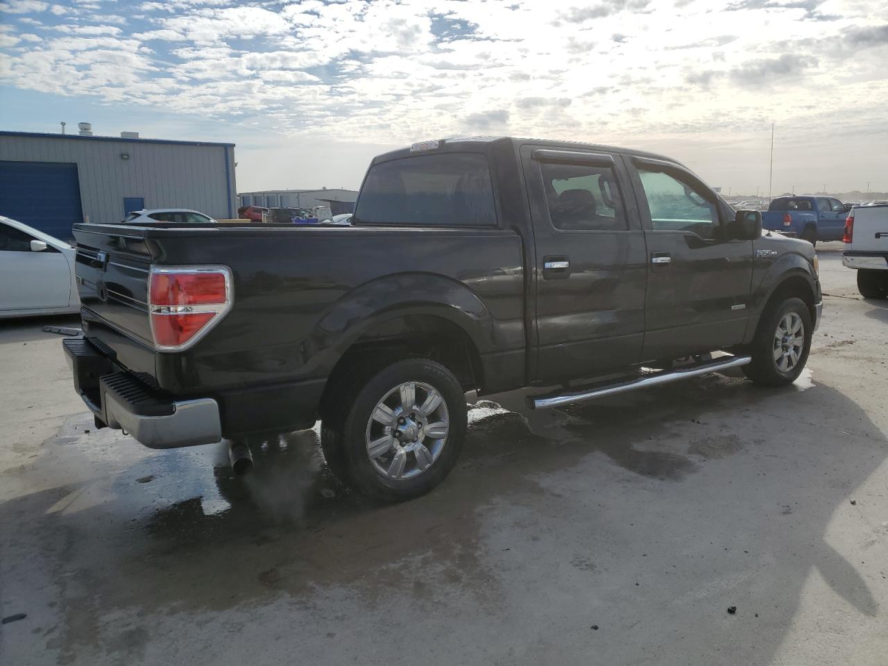 2011 Ford F-150 - Image 3