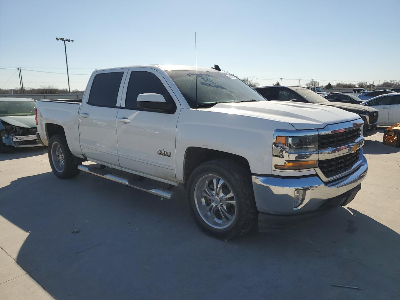 2018 Chevrolet Silverado - Image 4