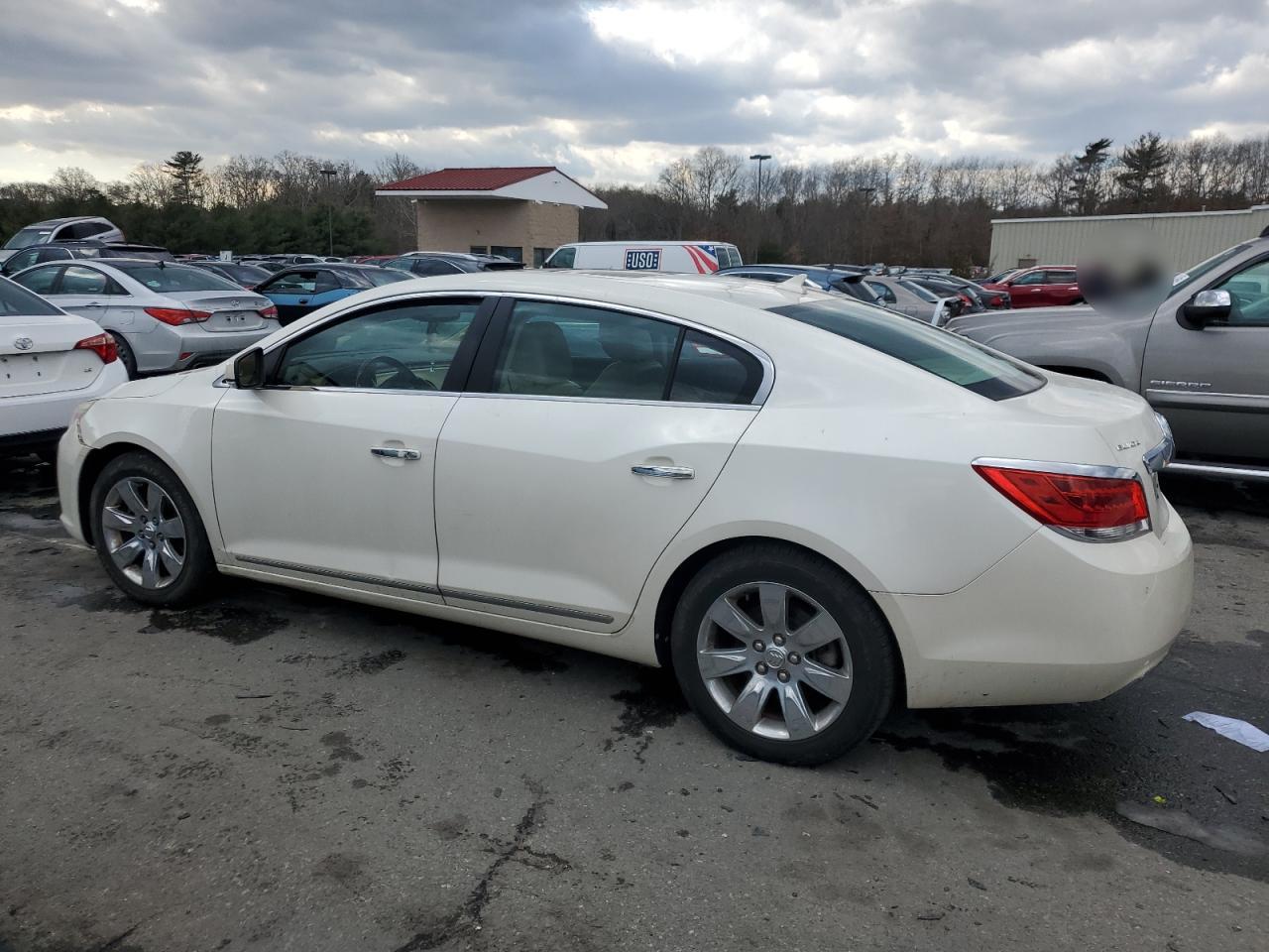 2010 Buick LaCrosse - Image 2