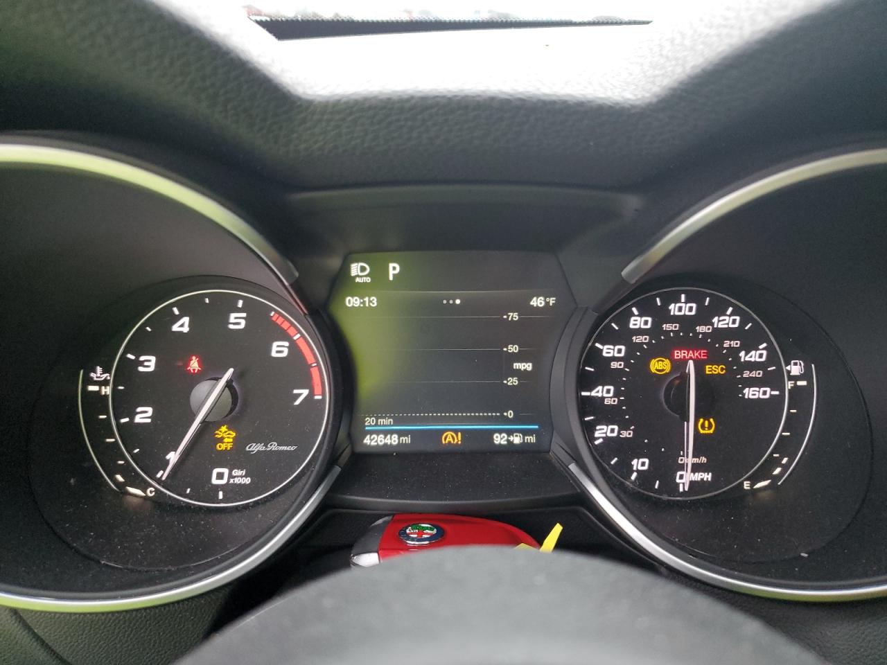 2018 Alfa Romeo Stelvio - Image 9