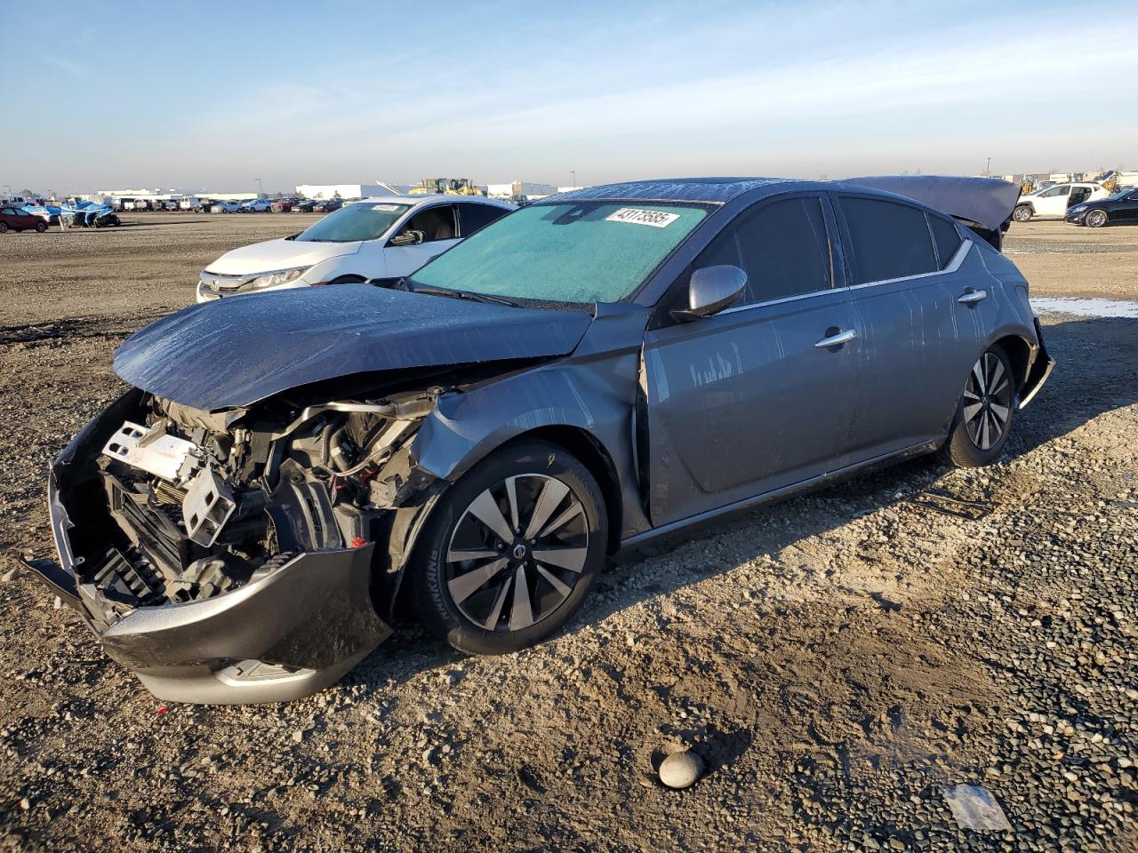 2019 Nissan Altima - Image 1