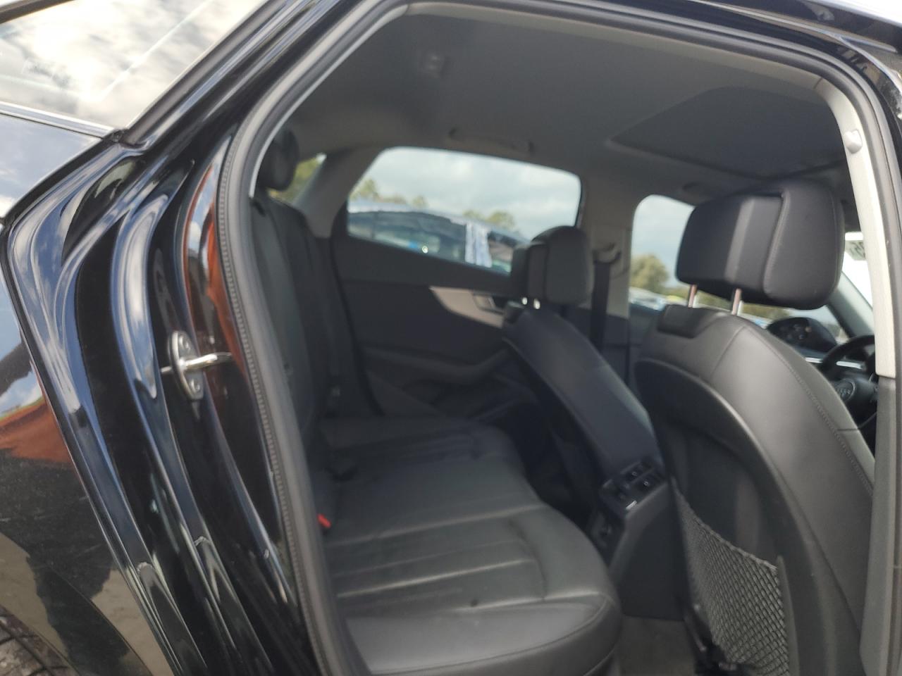 2018 Audi A4 - Image 10