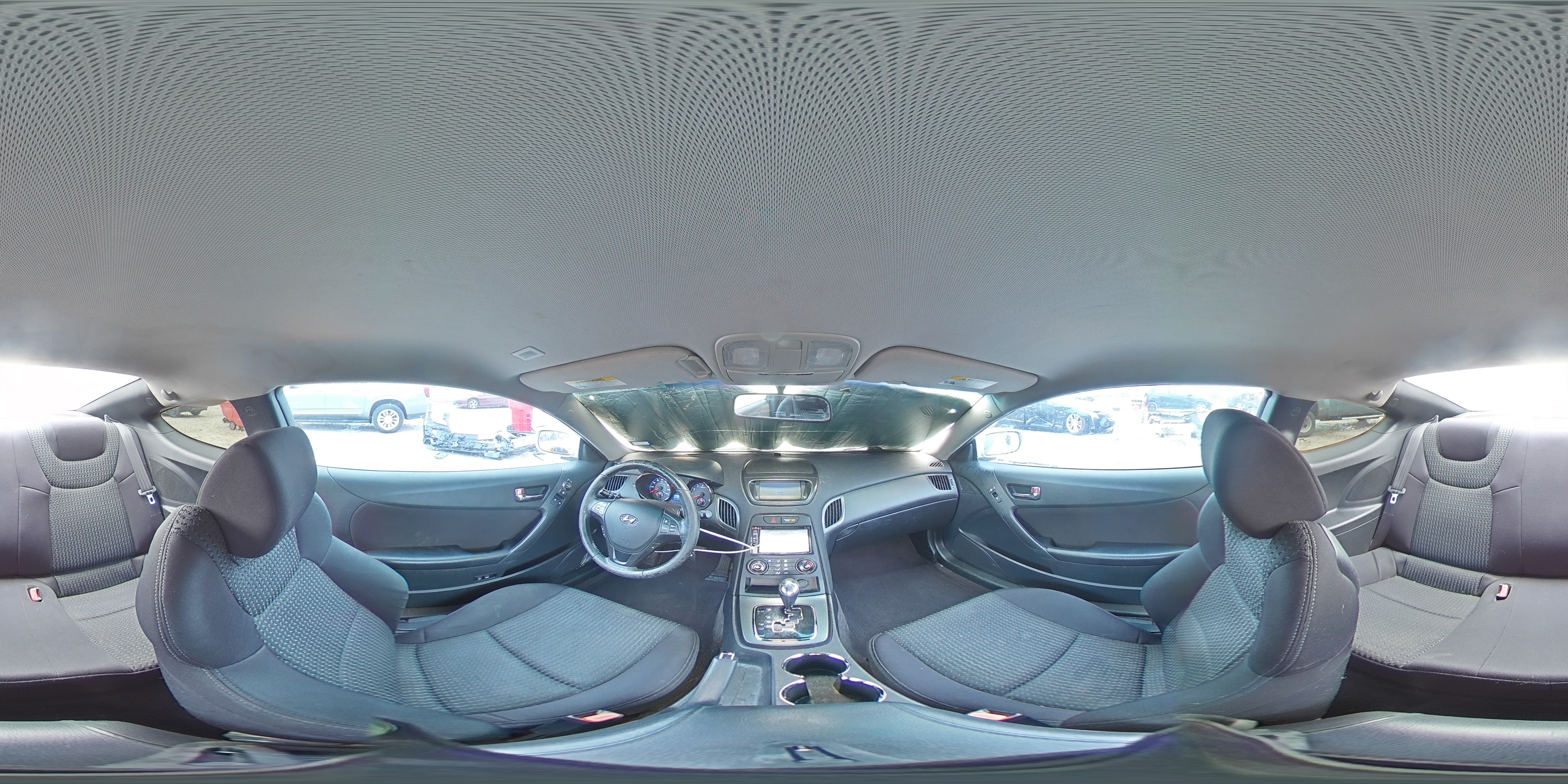 2011 Hyundai Genesis - Image 14
