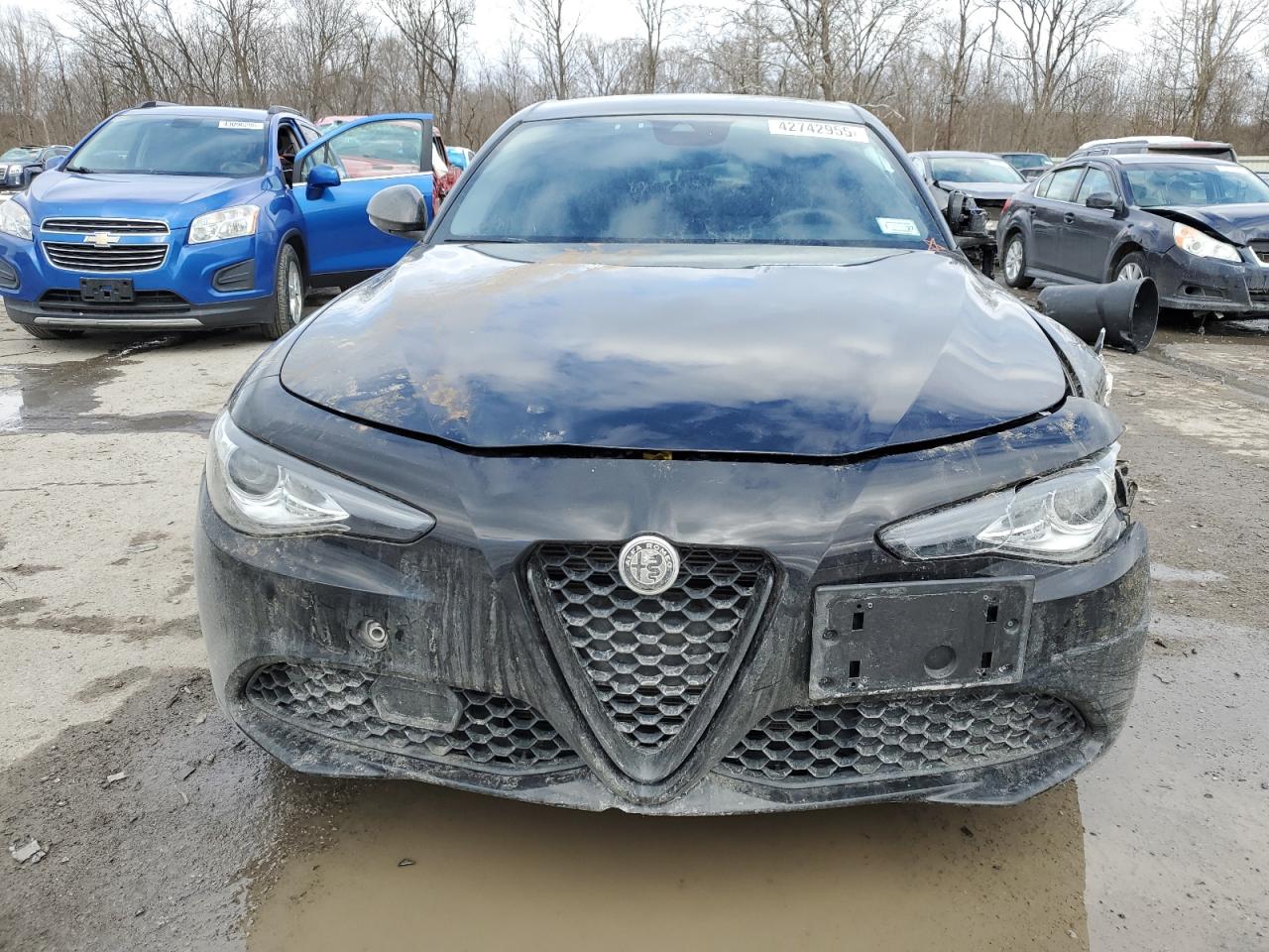 2020 Alfa Romeo Giulia - Image 5
