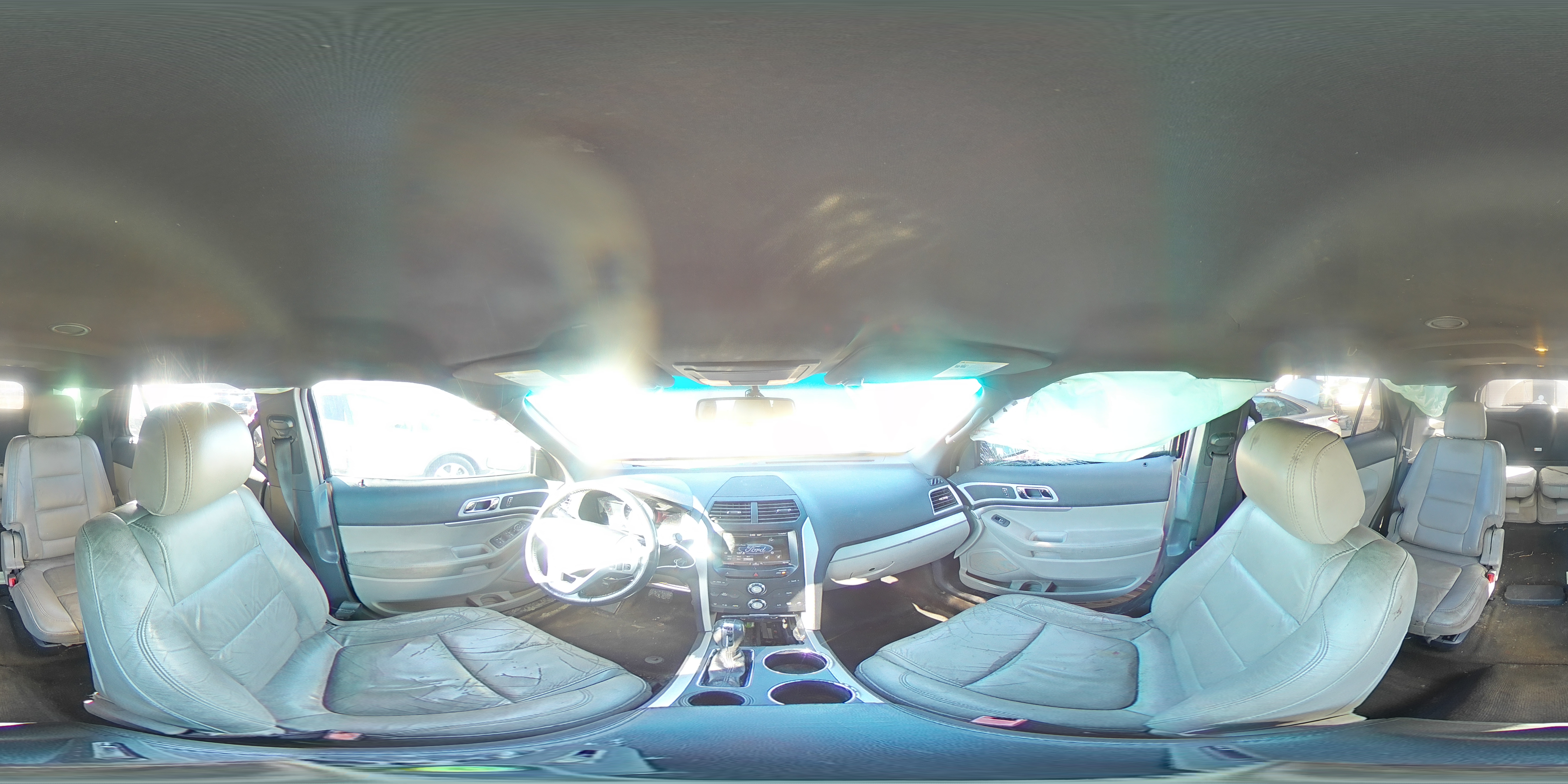 2014 Ford Explorer - Image 12