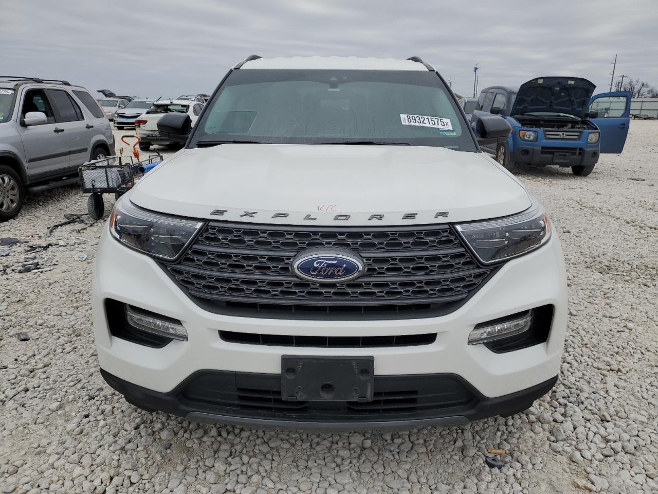 2023 Ford Explorer - Image 5