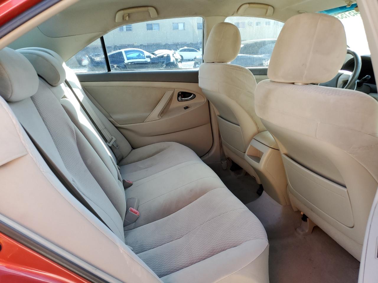 2011 Toyota Camry - Image 10