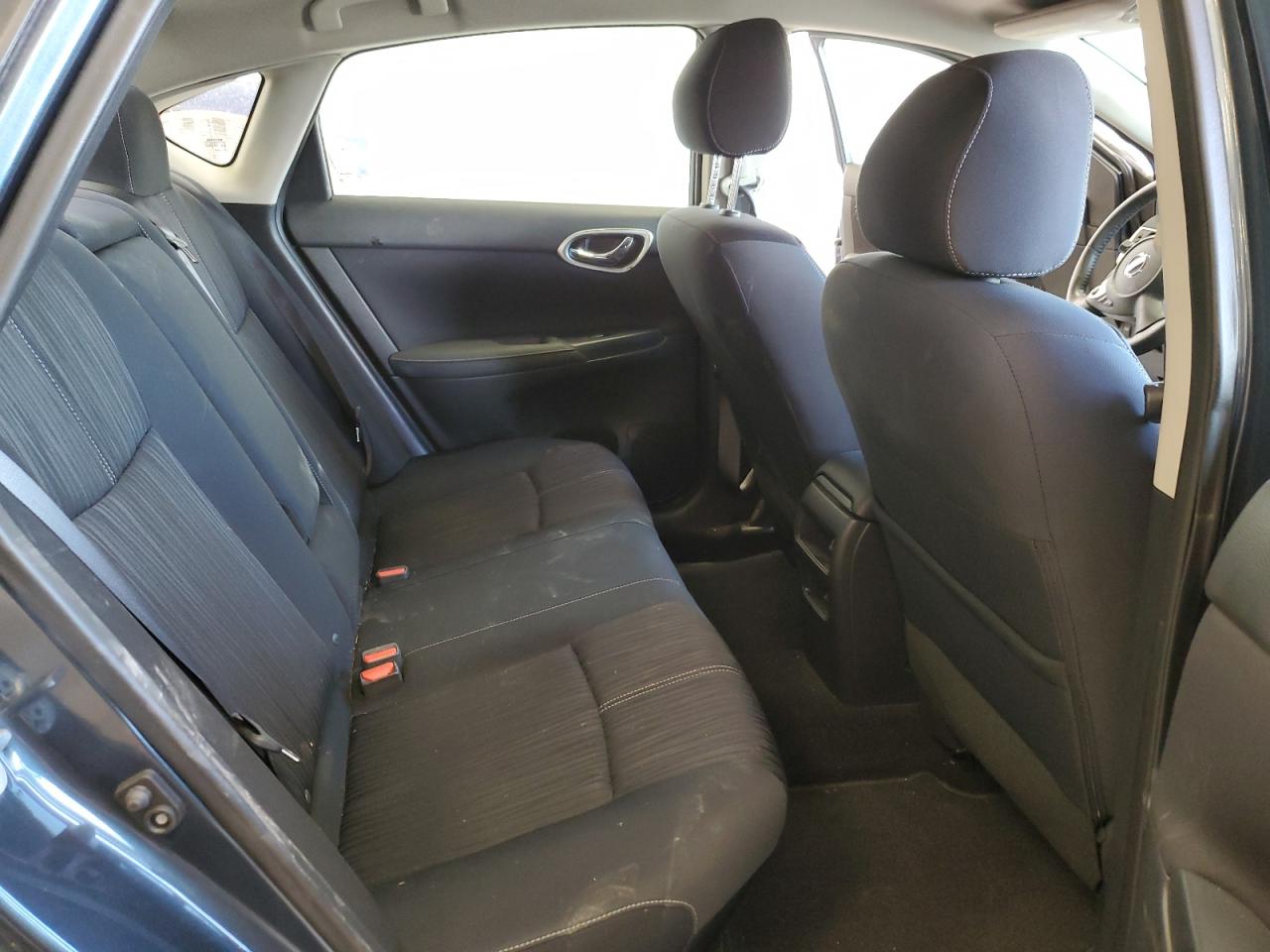 2017 Nissan Sentra - Image 10