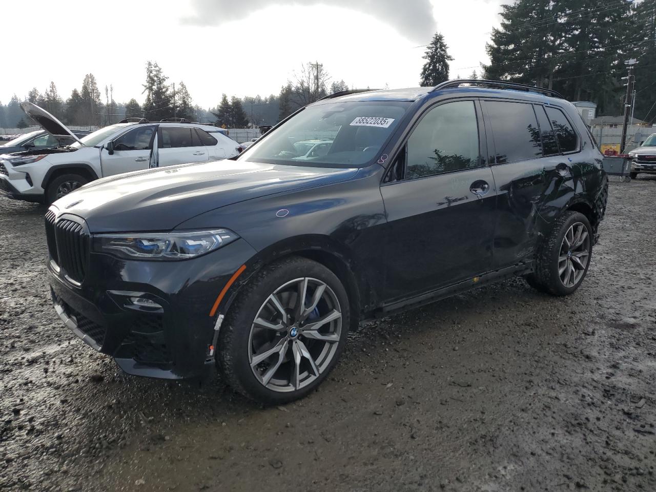 2022 BMW X7 - Image 1