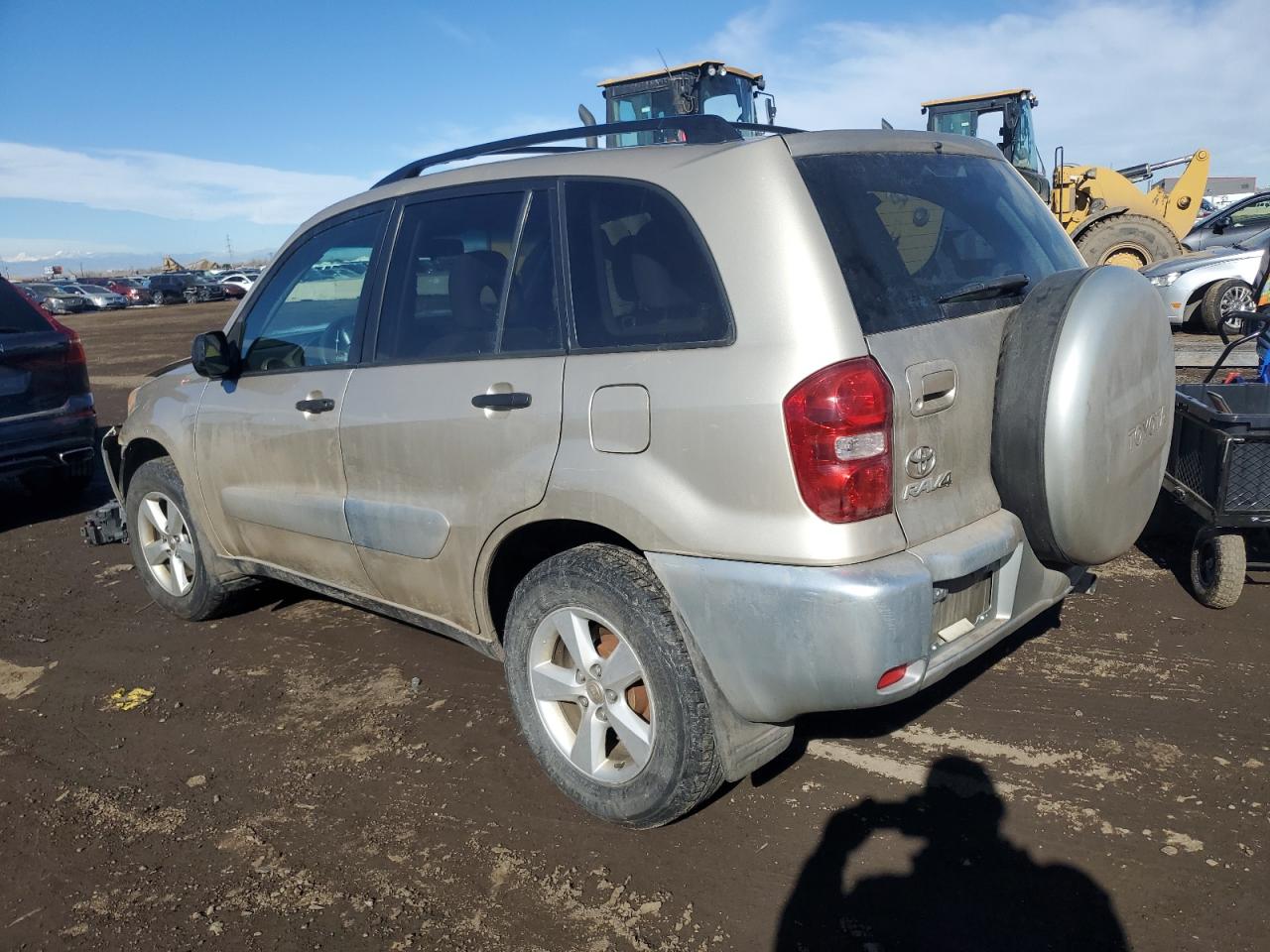 2004 Toyota RAV 4 - Image 2