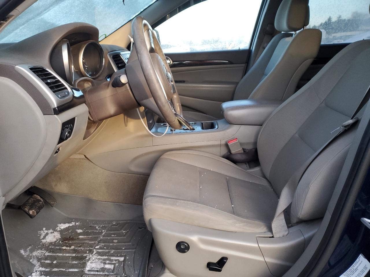 2012 Jeep Grand Cherokee - Image 7