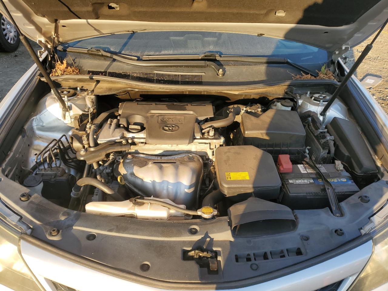 2014 Toyota Camry - Image 12