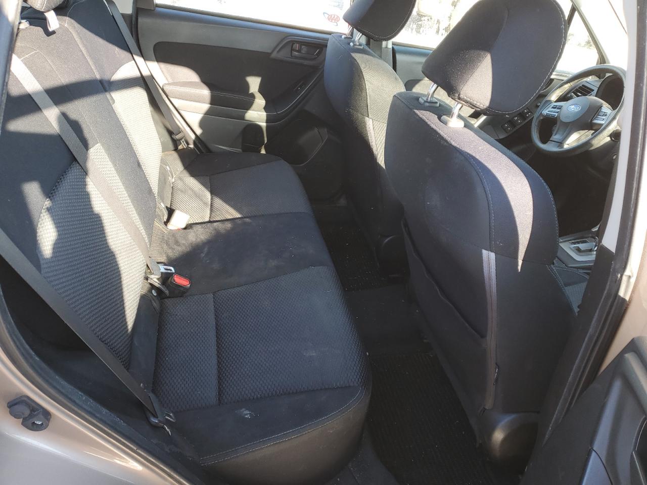2015 Subaru Forester - Image 11
