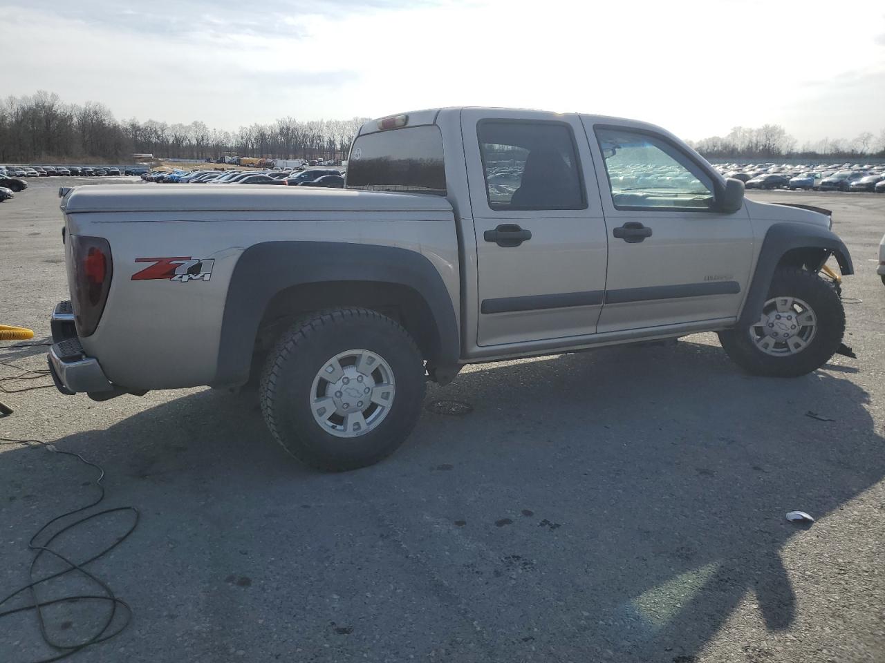2004 Chevrolet Colorado - Image 3