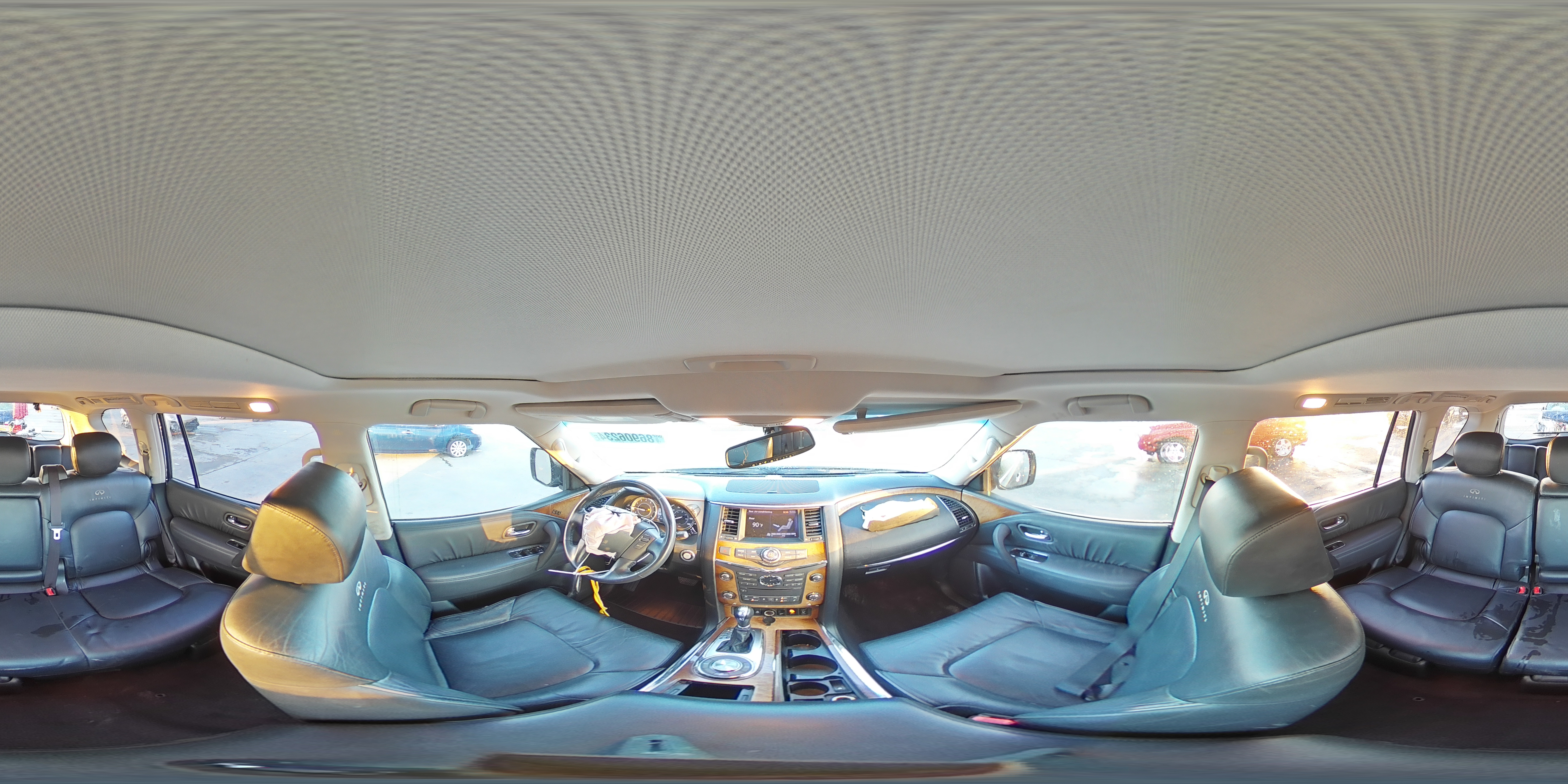 2012 Infiniti QX56 - Image 15