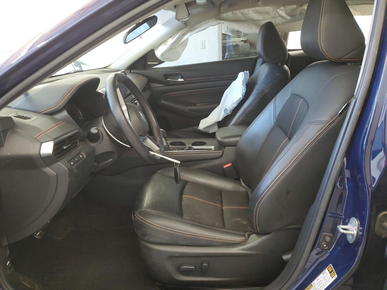 2021 Nissan Altima - Image 7