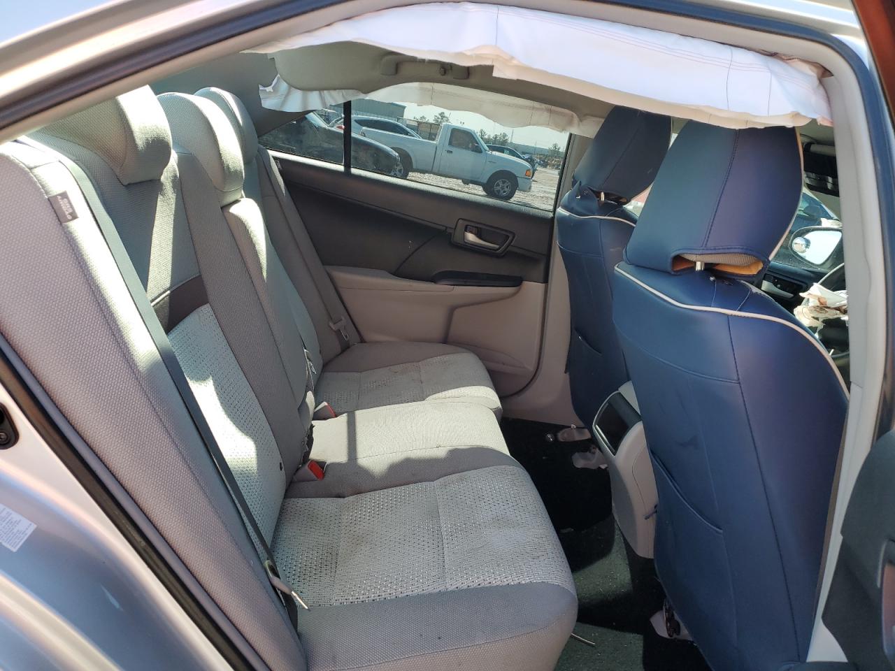 2014 Toyota Camry - Image 10