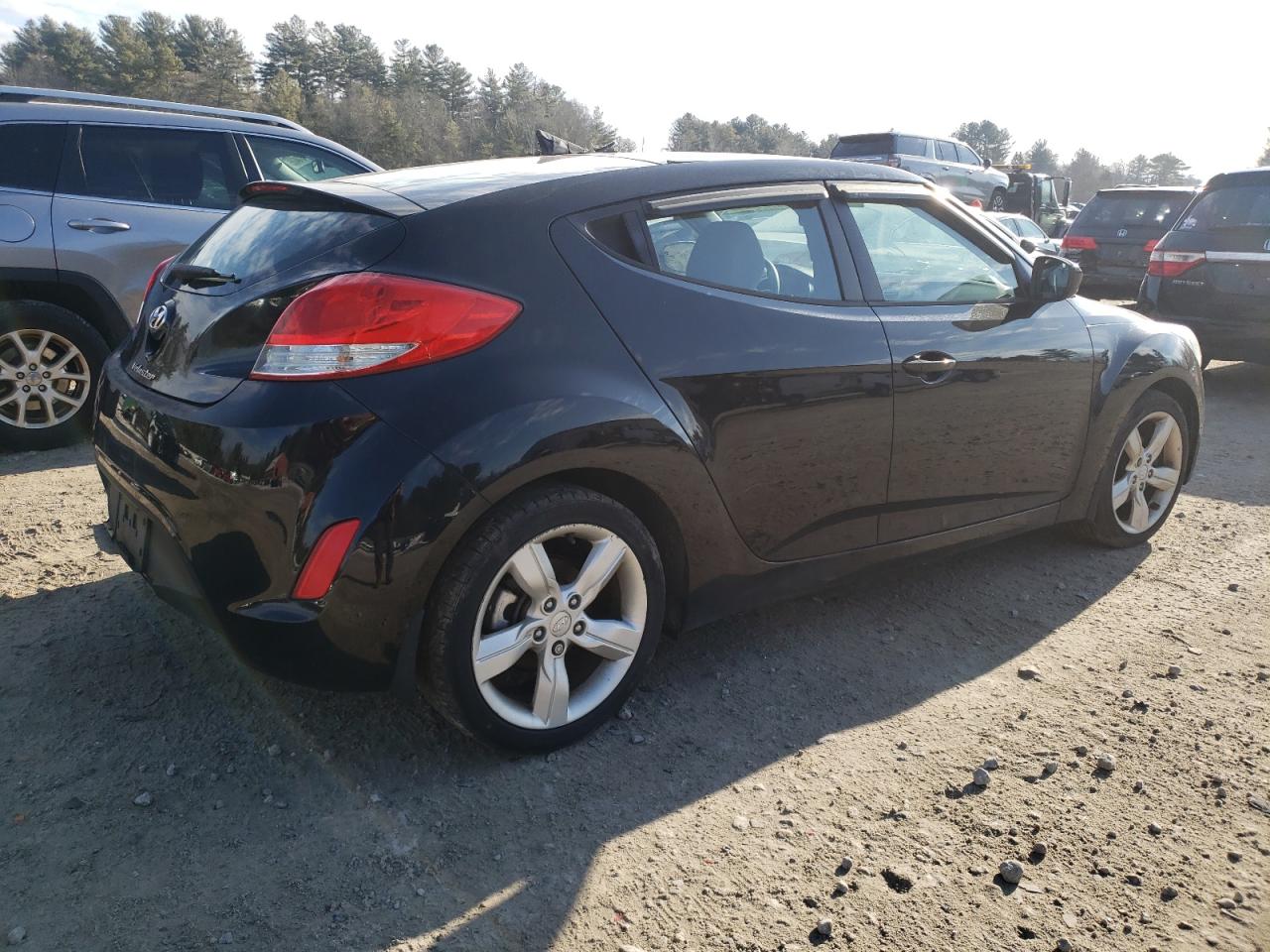 2013 Hyundai Veloster - Image 3